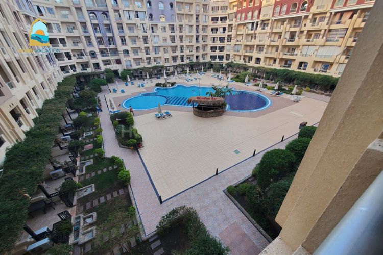 Fully Furnished 1-Bedroom Apartment with Pool View for Rent in Arabia, Hurghada