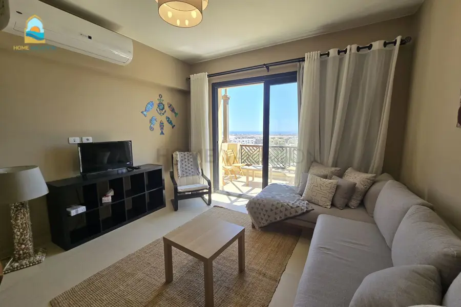 Furnished Three Bedrooms apartments for rent In Makadi Heights Orascom with a sea view