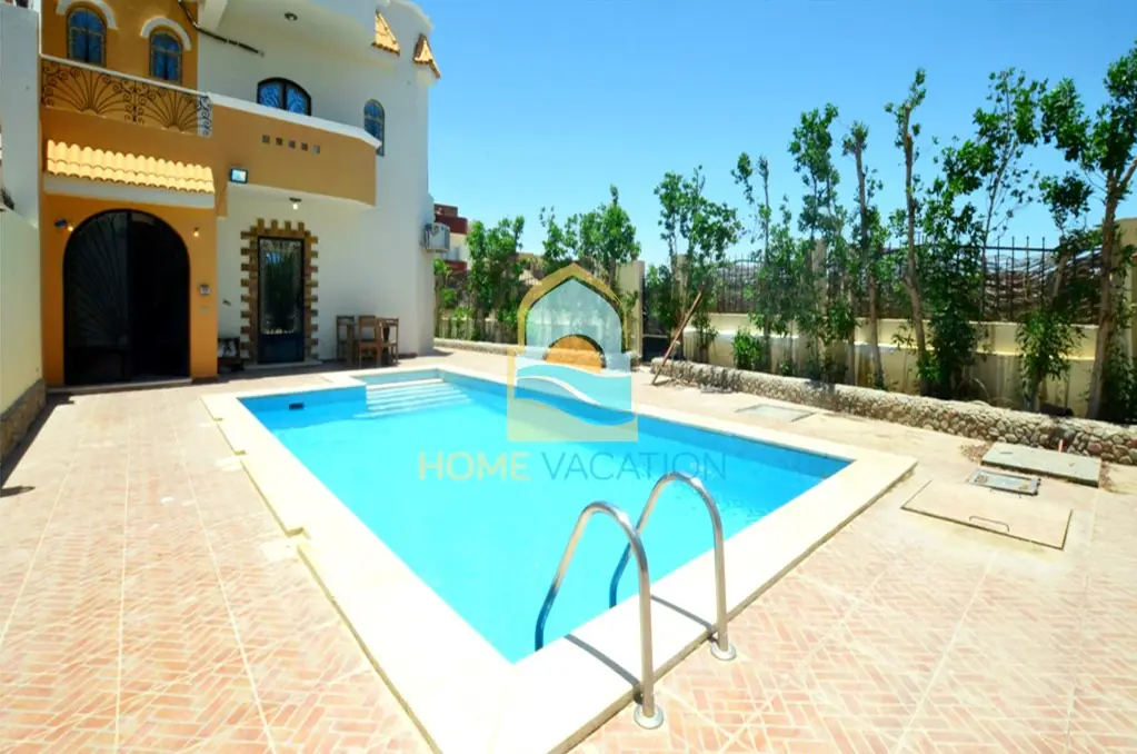 Spacious Villa For Sale In Mubarak 6